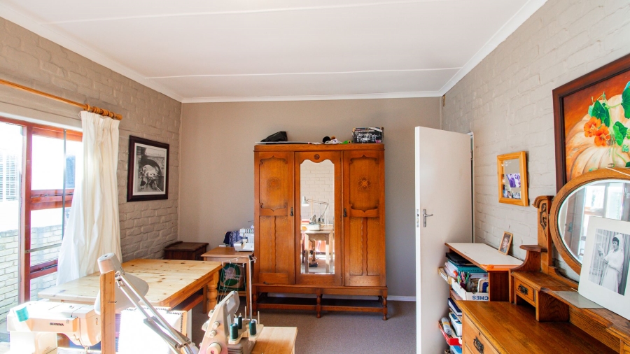 4 Bedroom Property for Sale in Stilbaai Oos Western Cape